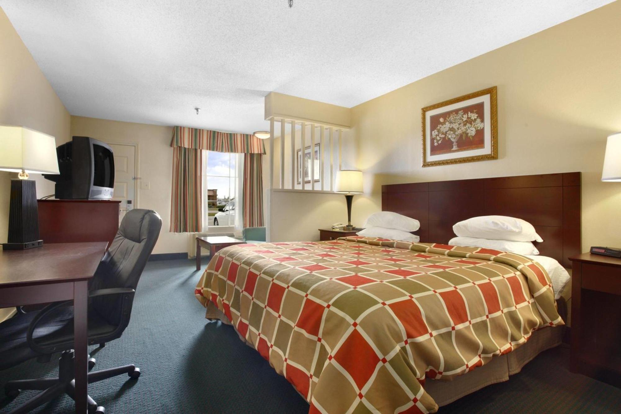 Super 8 By Wyndham New Iberia Motel Exterior photo
