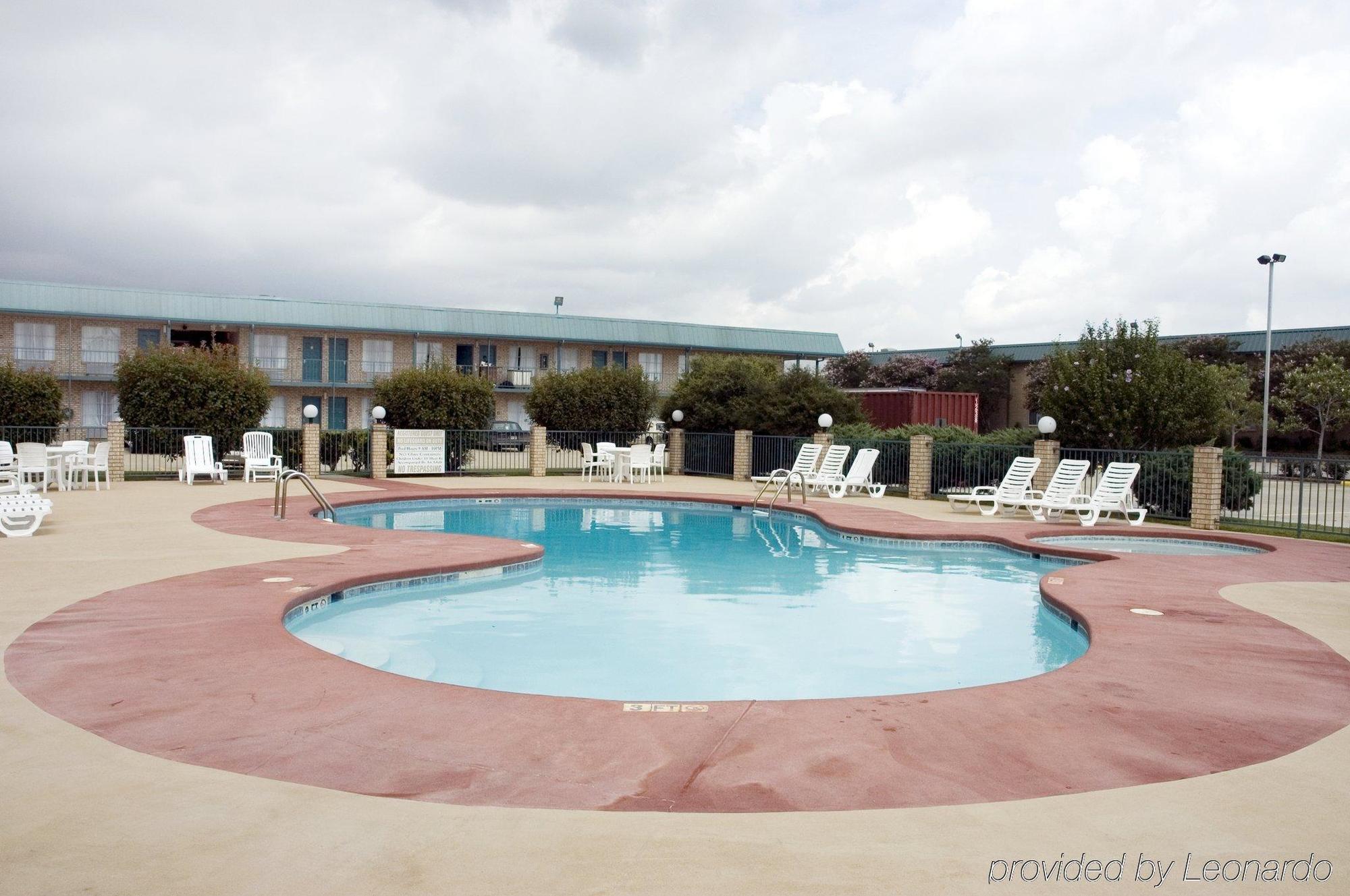 Super 8 By Wyndham New Iberia Motel Facilities photo